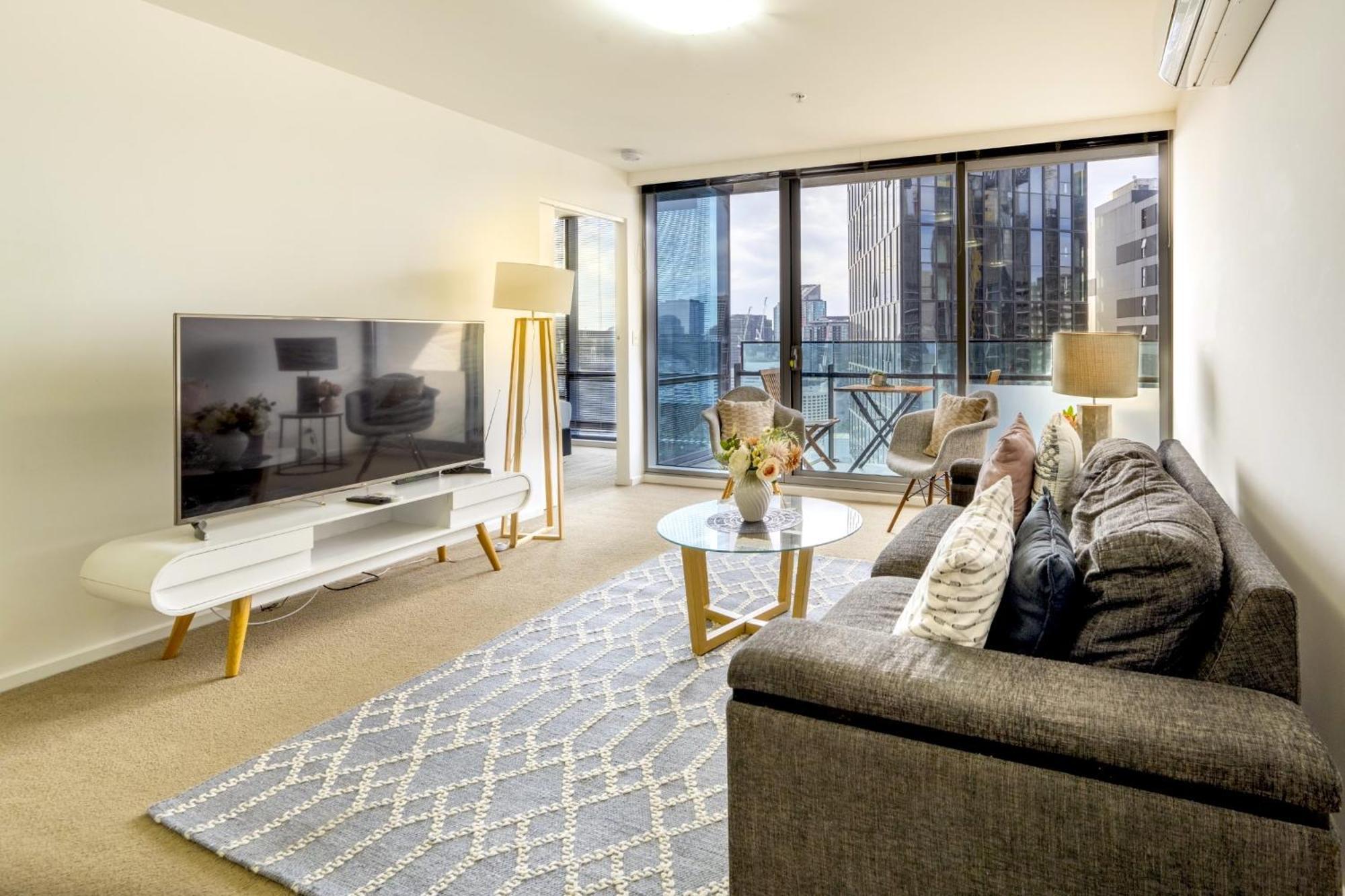 Mega Style Apartments Mainpoint Melbourne Exterior photo