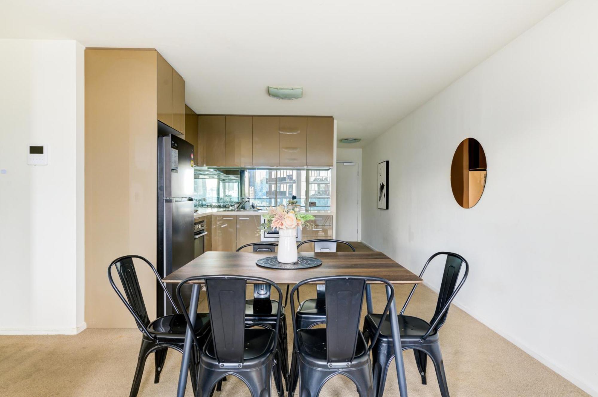 Mega Style Apartments Mainpoint Melbourne Room photo