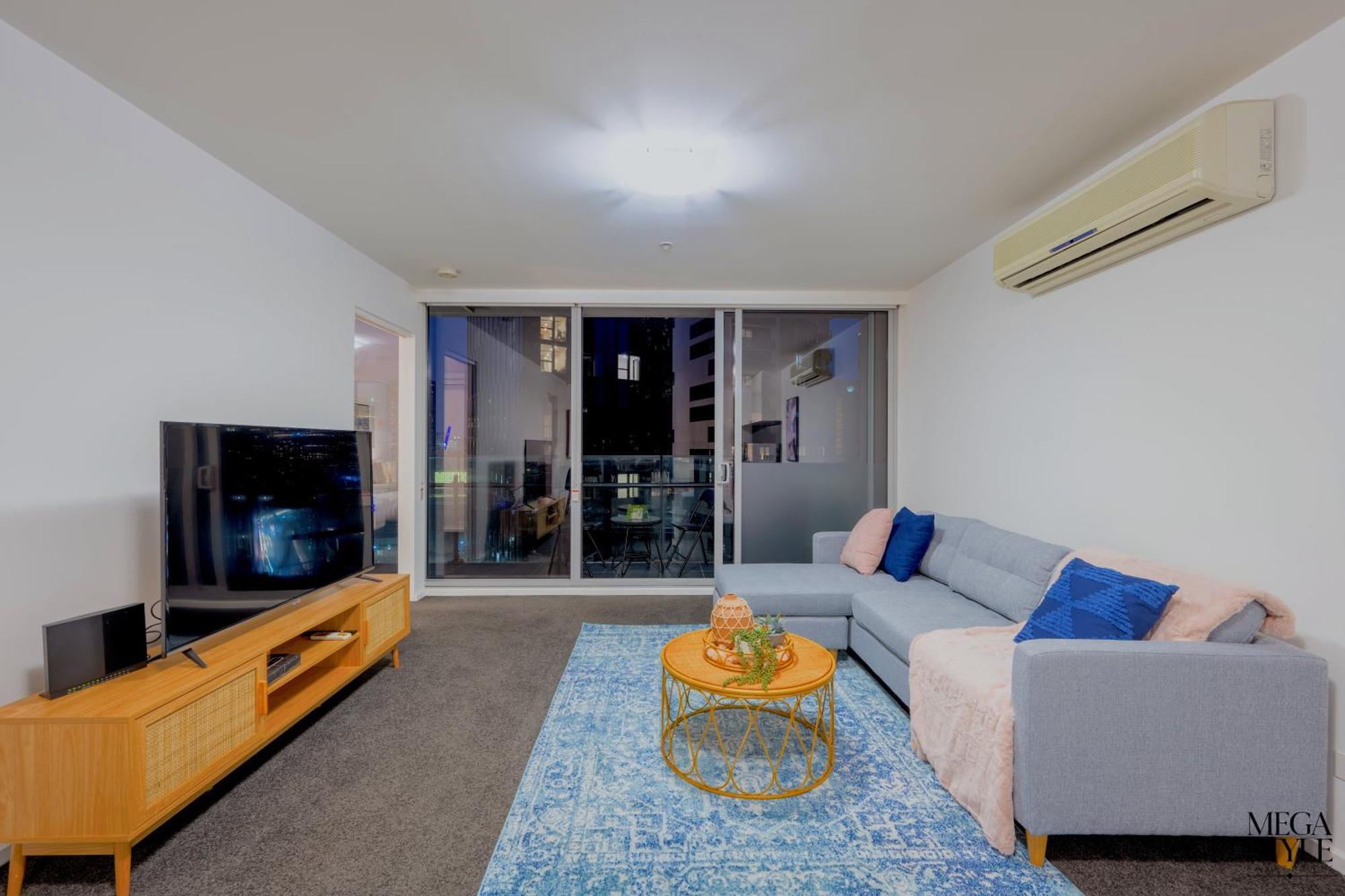 Mega Style Apartments Mainpoint Melbourne Exterior photo