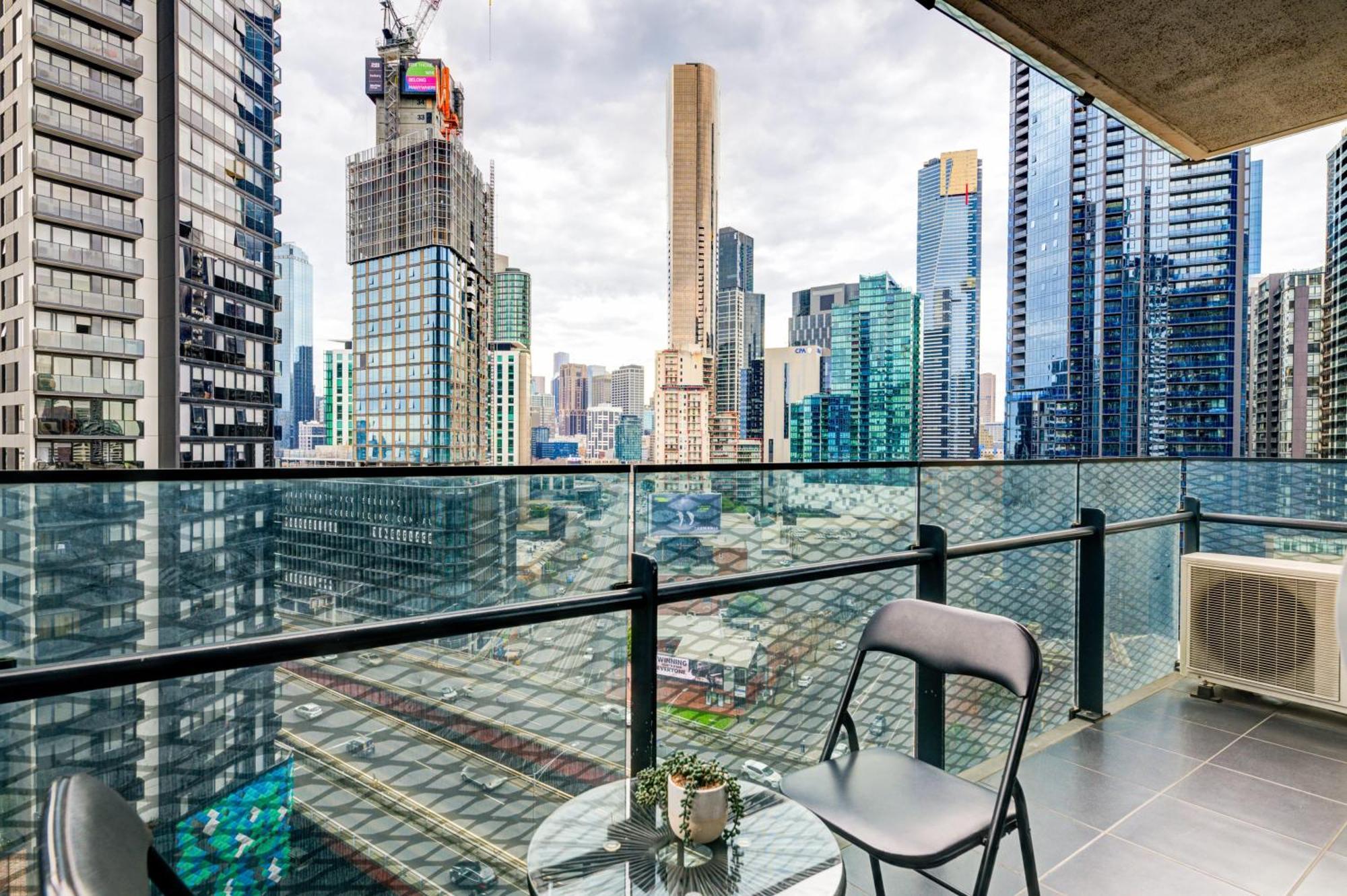 Mega Style Apartments Mainpoint Melbourne Room photo